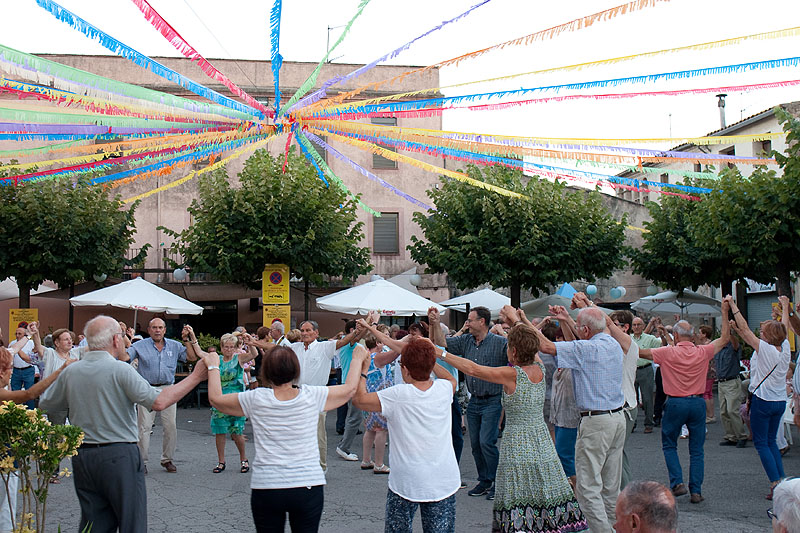06-08-16-sardanes-festa-major-caldes-de-malavella-10