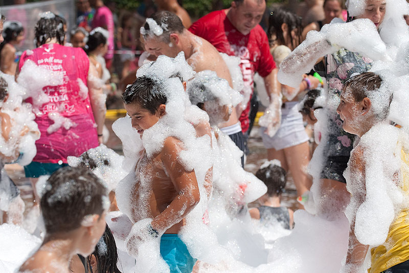batia-aigua-escuma-festa-major-caldes-de-malavella-2015-32