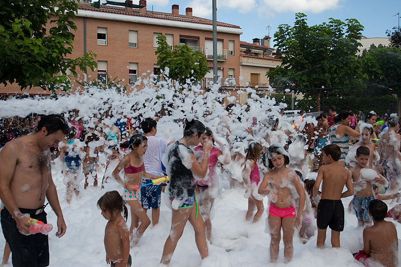 batia-aigua-escuma-festa-major-caldes-de-malavella-2015-45