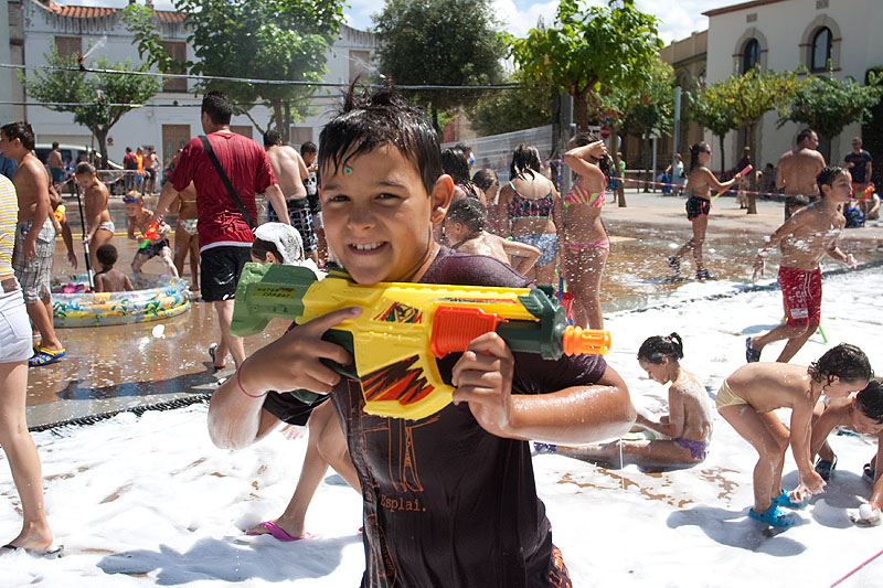 batia-aigua-escuma-festa-major-caldes-de-malavella-2015-47