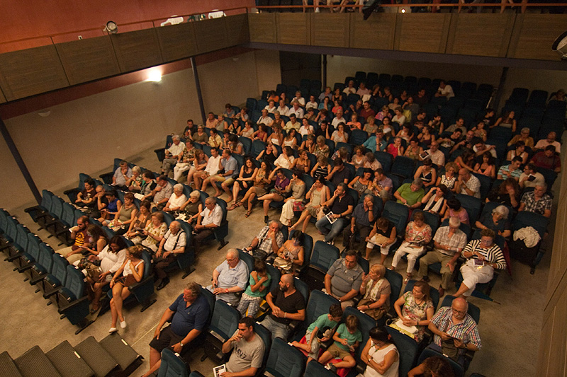 cabaret-va-de-dones-carisma-teatre-festa-major-caldes-de-malavella-2015-1